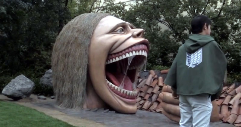natybug97:  natybug97:  guardress:  So the Attack on Titan attraction at Universal