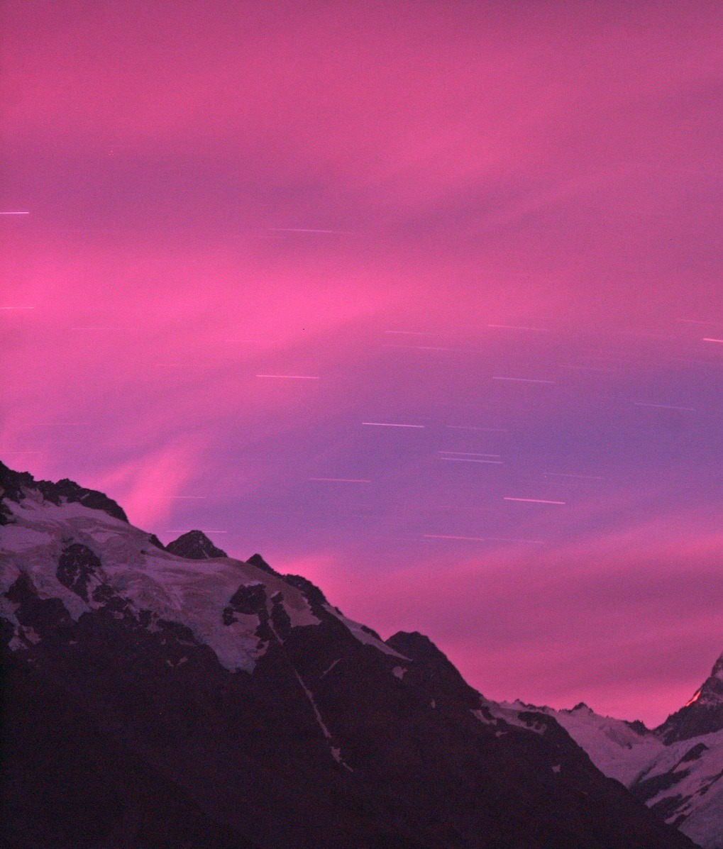 astronomyblog:   Star Trails Over Mount Cook 4 - March 27, 2007   by  Joseph Brimacombe