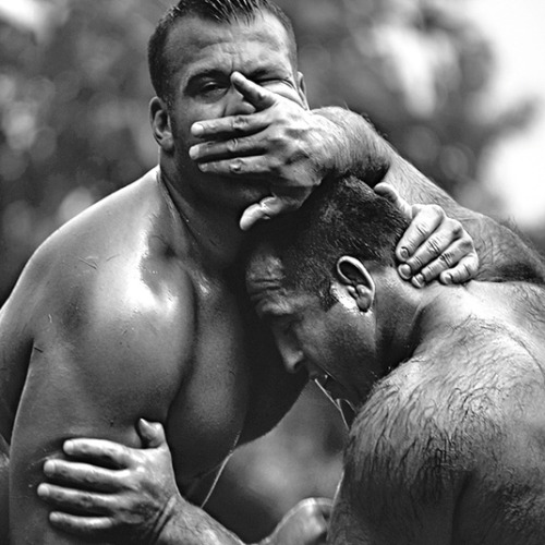 http://nudedriver.tumblr.com/post/38533261067