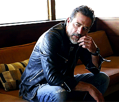 gotham:Jeffrey Dean Morgan for Esquire México x  @foxywinchesters