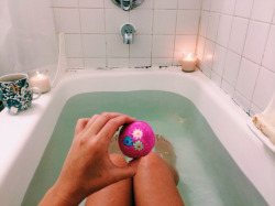 tommiebrowniest:  Today I took a bath. I