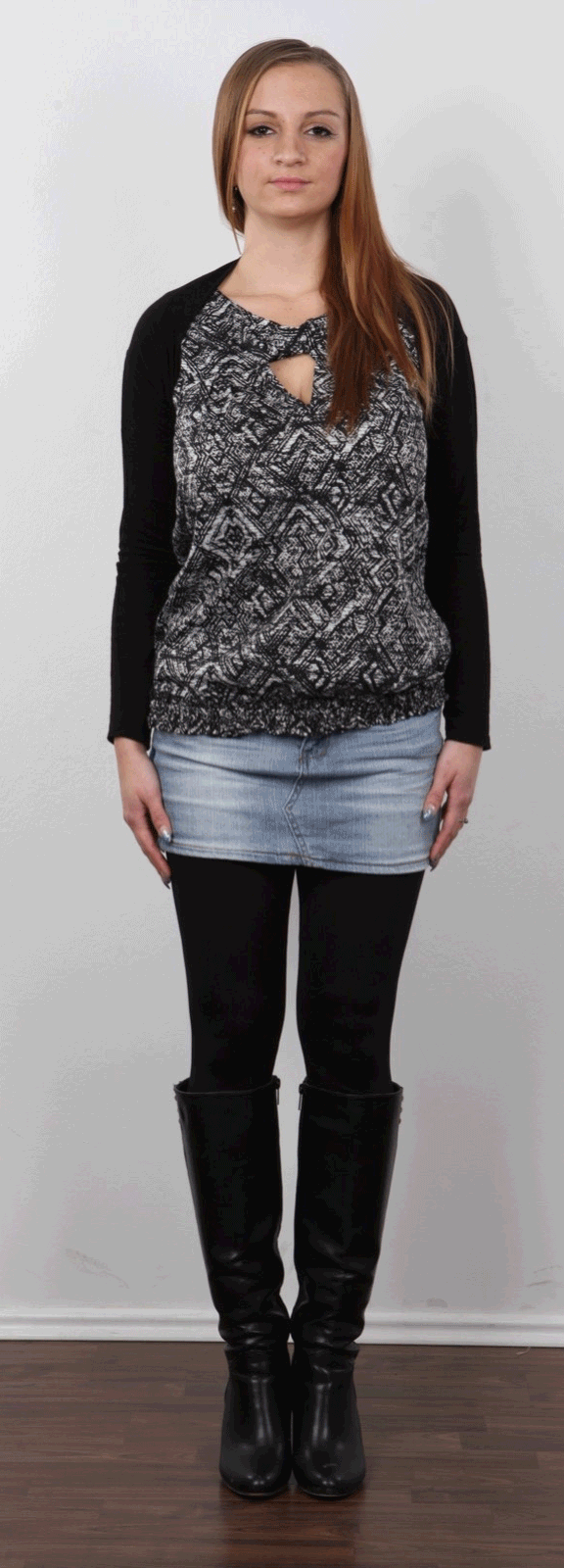 theindianablog:  Strip Gif