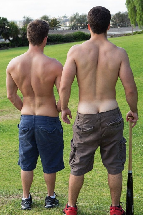 BOILING HOT MEN