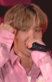 Yoongi + Pink 