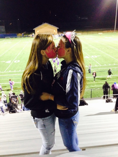 adorablelesbiancouples:almost a year with the most important girl in my life.