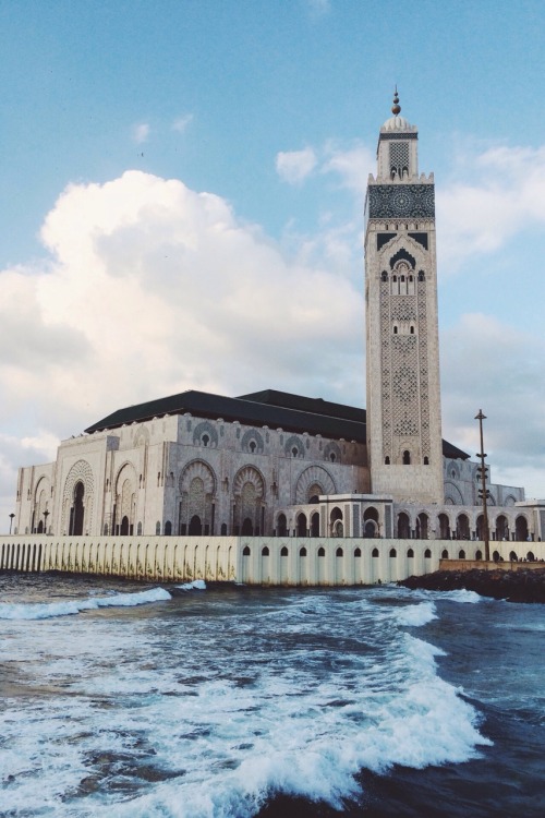 aboonoor:The Ḥaṣan II mosque in Casablanca, Morocco was built near water, inspired by the Qurʿān verse: “His throne was upon the water…” • (11:7)