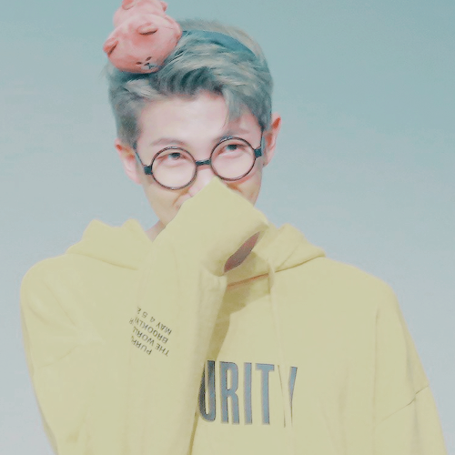 Please Like/reblog If You Use!! Requests Are Open :)