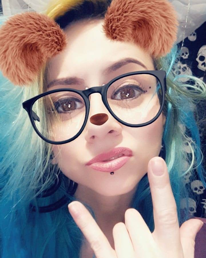 😎😎😎 #piercings #punky #sillyfaces #manyvids #mygirlfund #canadian #horns