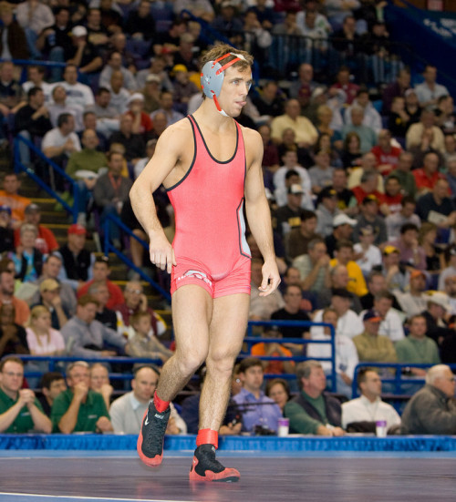 joxxtrap:  Wrestlers… yum!