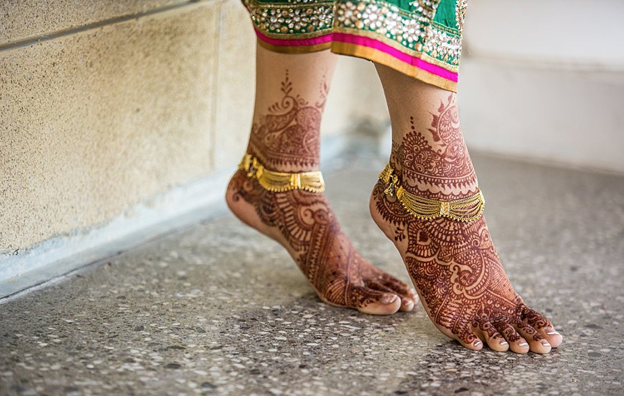 beautifulsouthasianbrides:  Photo by:Wedding Documentary 