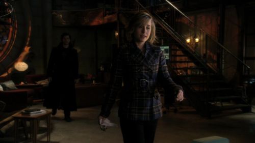 graybandanna:  Allison Mack hooded, cuffed and gagged on Smallville.  Interesting that after she is free, she keeps the handcuffs and handkerchief and walks them over to her desk