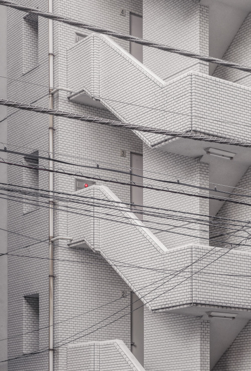 janvranovsky: Tiled Stairway (Chiyoda-ku, Tokyo) | © Jan Vranovský, 2016