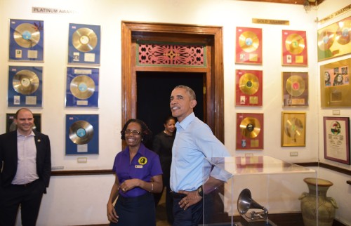 blackafricanandbeautiful: President Barack Obama made an unannounced stop at the Bob Marley Museum i