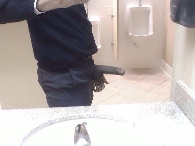 texaslove2013:  zamnzaddyyy:  Love Mature Black Men Follow: ZamnZaddyyy.Tumblr.com