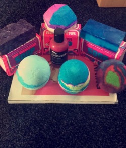 bathsandbubbles:  Lush stuff finally got here. Outback mate soap is definitely my favourite out of the new stuff. 
