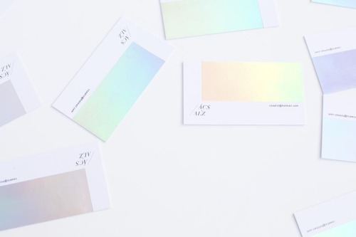 Iridescent business cards by Hungarian designer Réka Neszmélyi