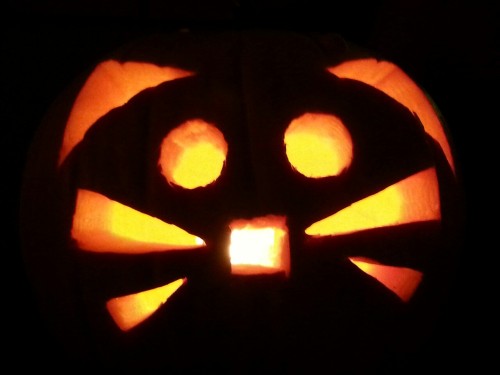 sweettexasgal:  I hand-carved this kitty-cat pumpkin tonight!  Meow!  🌻TxGal  @missharpersworld @bbbwitched @texasred43 @msexplorer @sleepinsidemysoul @hptals  What a sweet pussy @sweettexasgal! 👏👏👏👏👏 Great job 👍