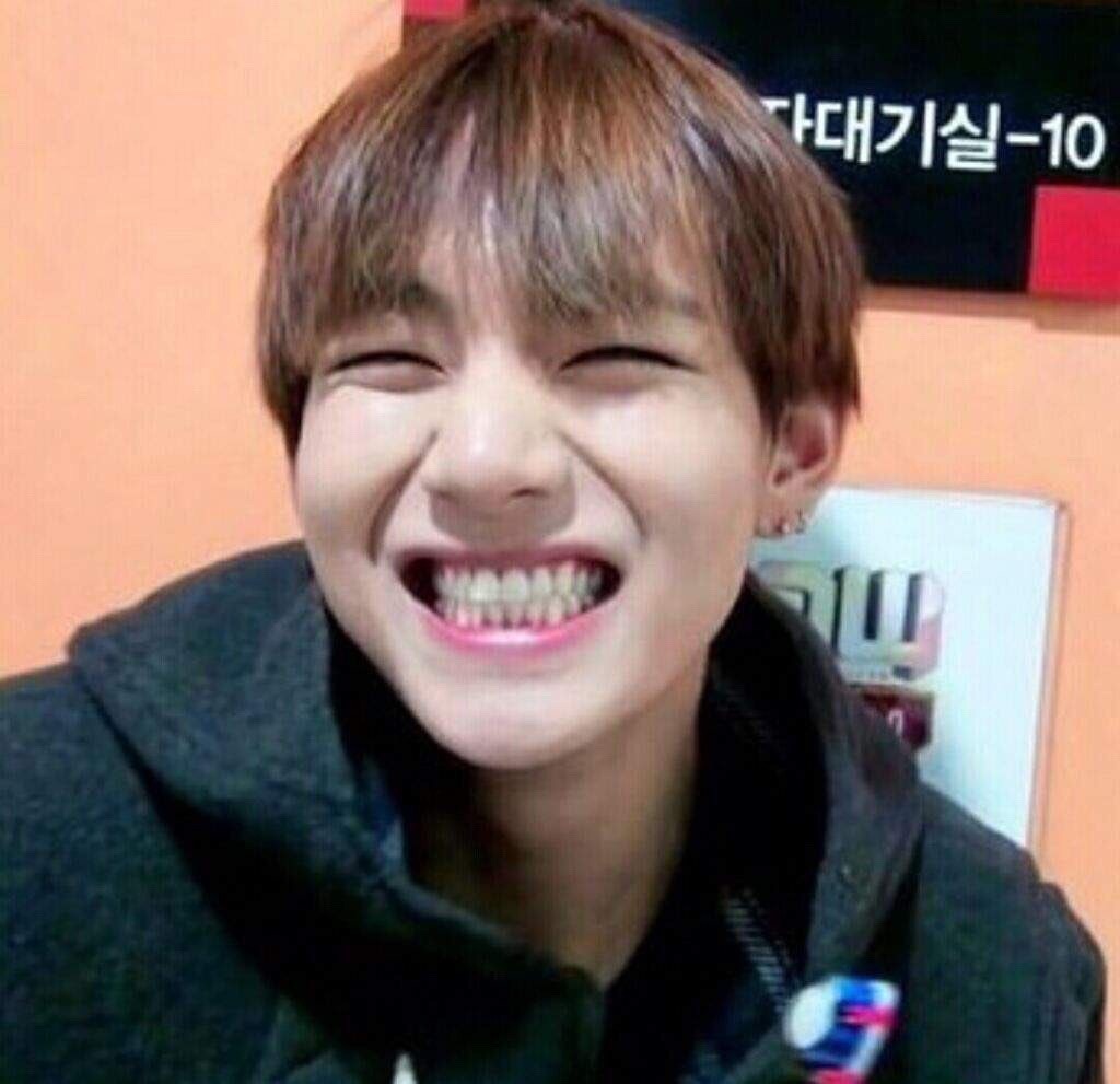 Bts I Am Whipped For Kim Taehyung And His Boxy Smile Bts I Am Whipped For Kim Taehyung And His Boxy Smile
