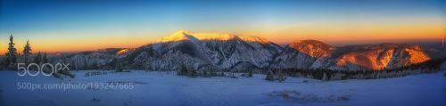 Mountain Glow Panorama by wrejzlik