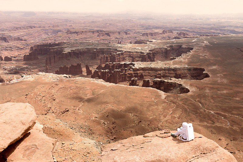 iamianbrooks:  Greetings from Mars photos by Julien Mauve