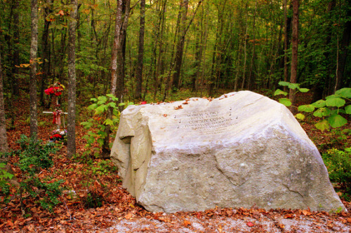 atlasobscura:  Patsy Cline Crash Site Memorial - Camden, Tennessee Beloved country singer Patsy Cline died on March 5, 1963 when the airplane she was riding in plummeted into the Tennessee wilderness, and the crash site is now remembered by a meditative