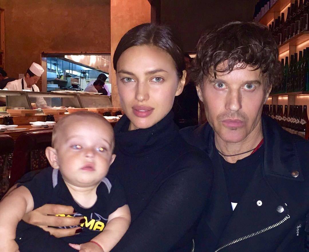 Russiansssss in da house  @stevenkleinstudio with  baby Ace ❤️👶🏼 by irinashayk