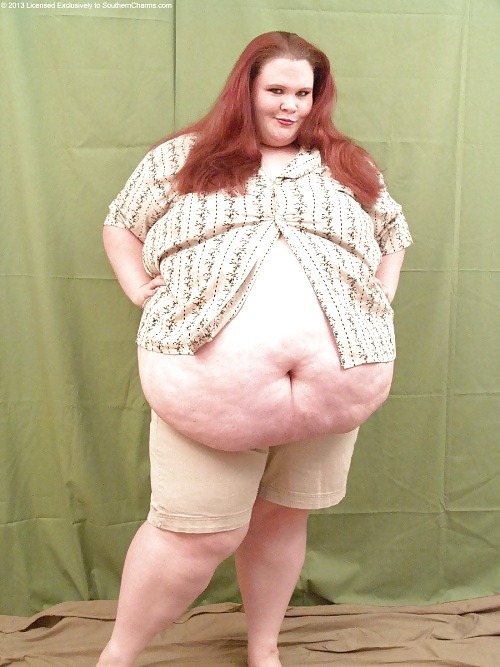 ssbbwpeter485:  More videos of ssbbw women here http://bit.ly/1rBdKAb 