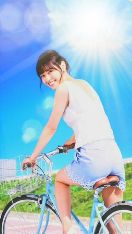 senup: iPhone用ロック画。自転車に乗るなーちゃん。画像加工の粗を隠すため太陽光を足してます(　ﾟдﾟ) #乃木坂46 #西野七瀬 #壁紙 #加工画 reblogged with tintu
