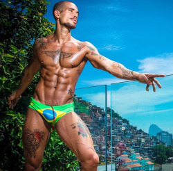 brazilianbamboo2:  Walle Couto 