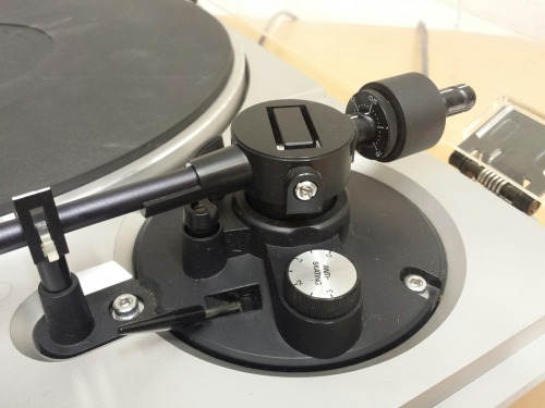 Rotel RP-400 2-Speed Semi Auto Belt-Drive Turntable, 1972(?)