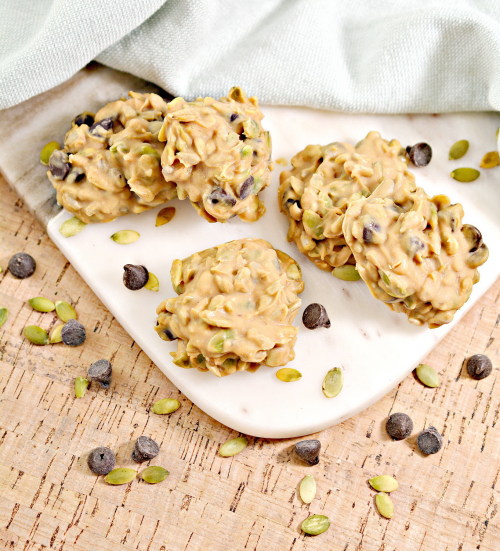 foodffs:  Peanut Butter Keto No Bake CookiesSweet and crunchy keto cookies that set up in the freezer. They make a delicious satisfying dessert that takes little time to prepare. Recipe => https://lowcarbyum.com/peanut-butter-keto-no-bake-cookies/