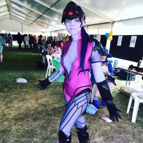 Widowmaker cosplay.