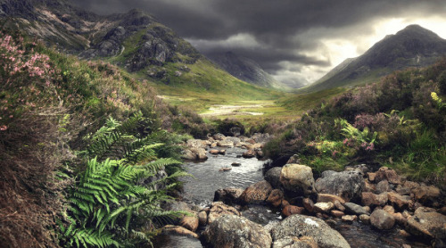 tirairgid: Scottish Highlands by Killian Schönberger