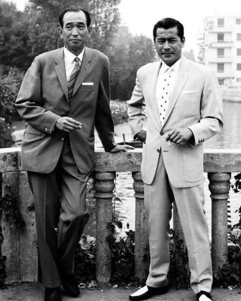 sweetheartsandcharacters: Akira Kurosawa and Toshiro Mifune at the 1961 Venice Film Festival.