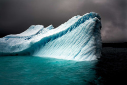 bobbycaputo:   Camille Seaman’s stunning 10 year photographic exploration of our disappearing icebergs