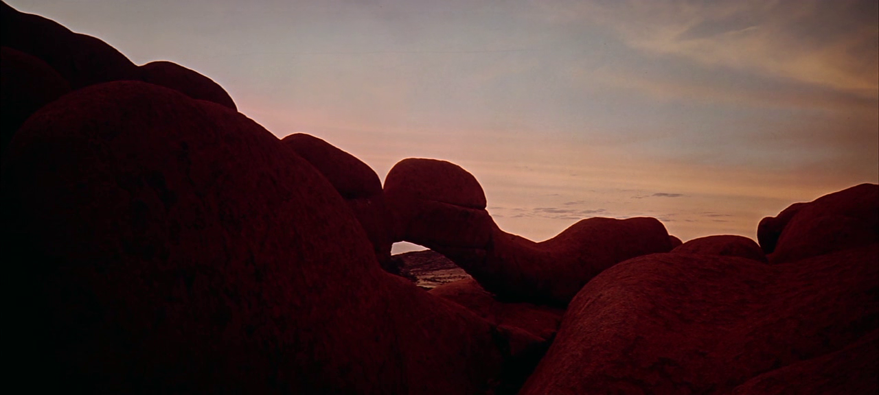 amanecernocturno:  2001: A Space Odyssey (Stanley Kubrick, 1968): landscapes 