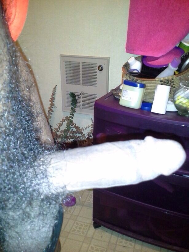 thoughtyouwassafe:  Dick I finessed earlier this week he wasn’t that big surprisingly