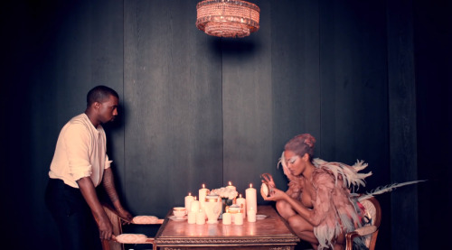 thechroniclesofpoplockp:bootyhoekage:charlibaltimore:urban-s0ul:kanye’s visuals are incredibleI look