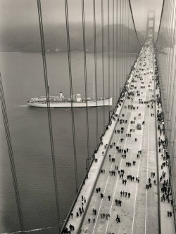 citylandscapes:  Golden Gate Bridge opening day 