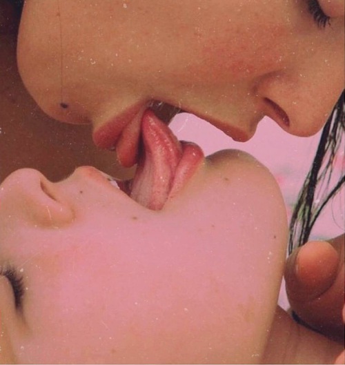 XXX Tongues photo