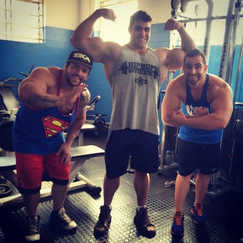 Hot Muscular Men