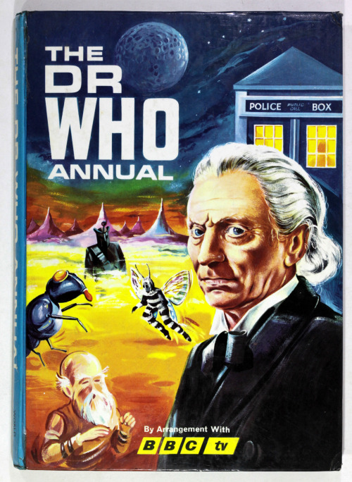 michaelmoonsbookshop:  The First two Dr Who Annuals