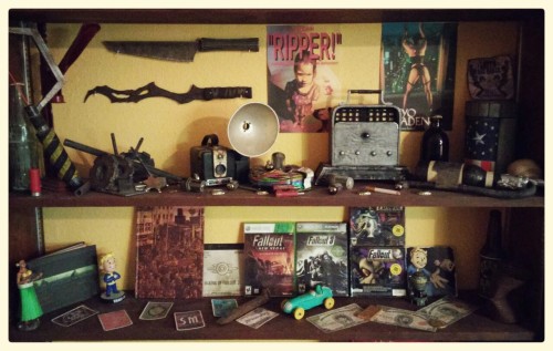 fallout-news: falloutaddicted: dearfallout4diary: l1b3rtyprime: My Fallout collection as it sits aft