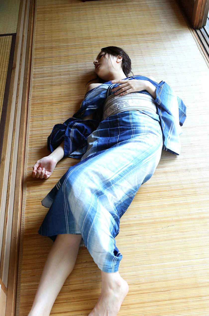 kyoto-night:  http://kyoto-night.tumblr.com/archive