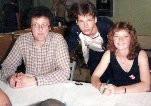 theoriginalbeatlebug: Ian Marter, Sarah Sutton, and a fan at a convention