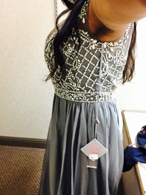 browngirl: my prom dress this year! does anyone have suggestions for what makeup I should wear with 