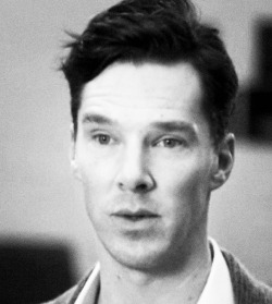 moriartysskull:  theprivatelifeofsherlockholmes:  A BC Edit 83/?   I love love LOVE the hair. Damn. 