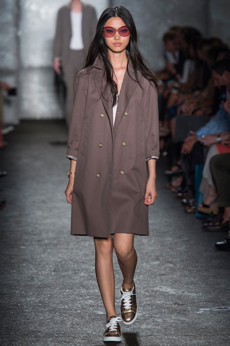 Label:  Marc by Marc Jacobs  Fashion Show:  Spring/Summer 2014 in New York  Models:  Lindsey Wixson,