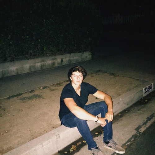 Unknown hot boys with links
