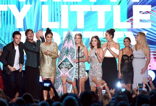 @PLLTVSeries won the #ChoiceDramaTVShow title again! #TeenChoiceMore